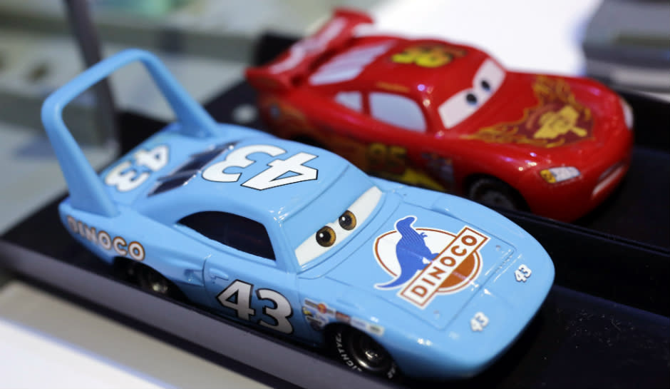Cars 3' Movie: Official Disney-Pixar . Teaser Trailer Gets  Million  YouTube Views