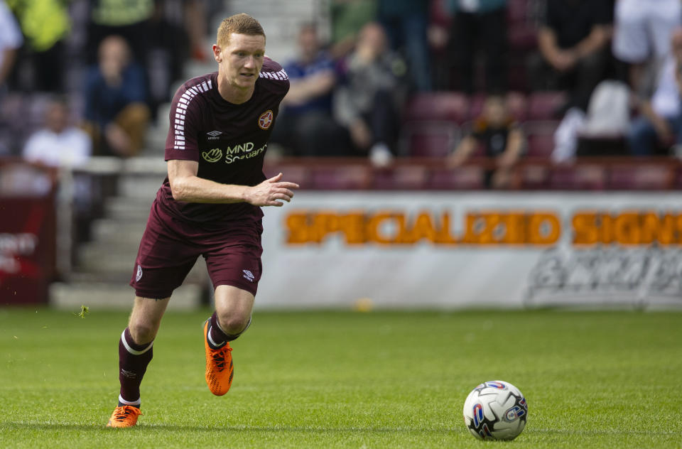 Han og Kent holdt nullen mot St Johnstone på lørdag og ville gitt Hearts' europeiske håp et enormt løft hvis de kunne gjøre det igjen på Lerkendal Stadion.  Partnerskapet deres vokser gradvis med flere spill.  Uavgjort europeisk borte mot Rosenborg vil sette ham på prøve.