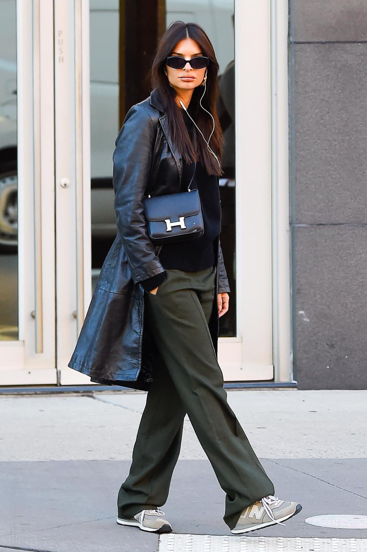 Kylie Jenner%20golden Long Robe Jacket%20silk%20Versace Long Robe