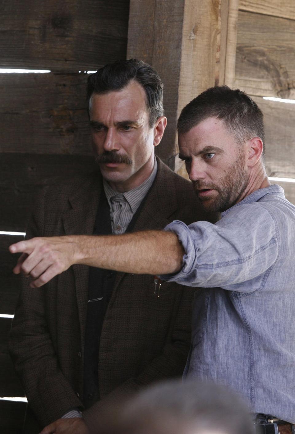 Paul Thomas Anderson directs Daniel Day-Lewis on the ‘There Will Be Blood’ set (Paramount/Vantage/Kobal/Shutterstock)