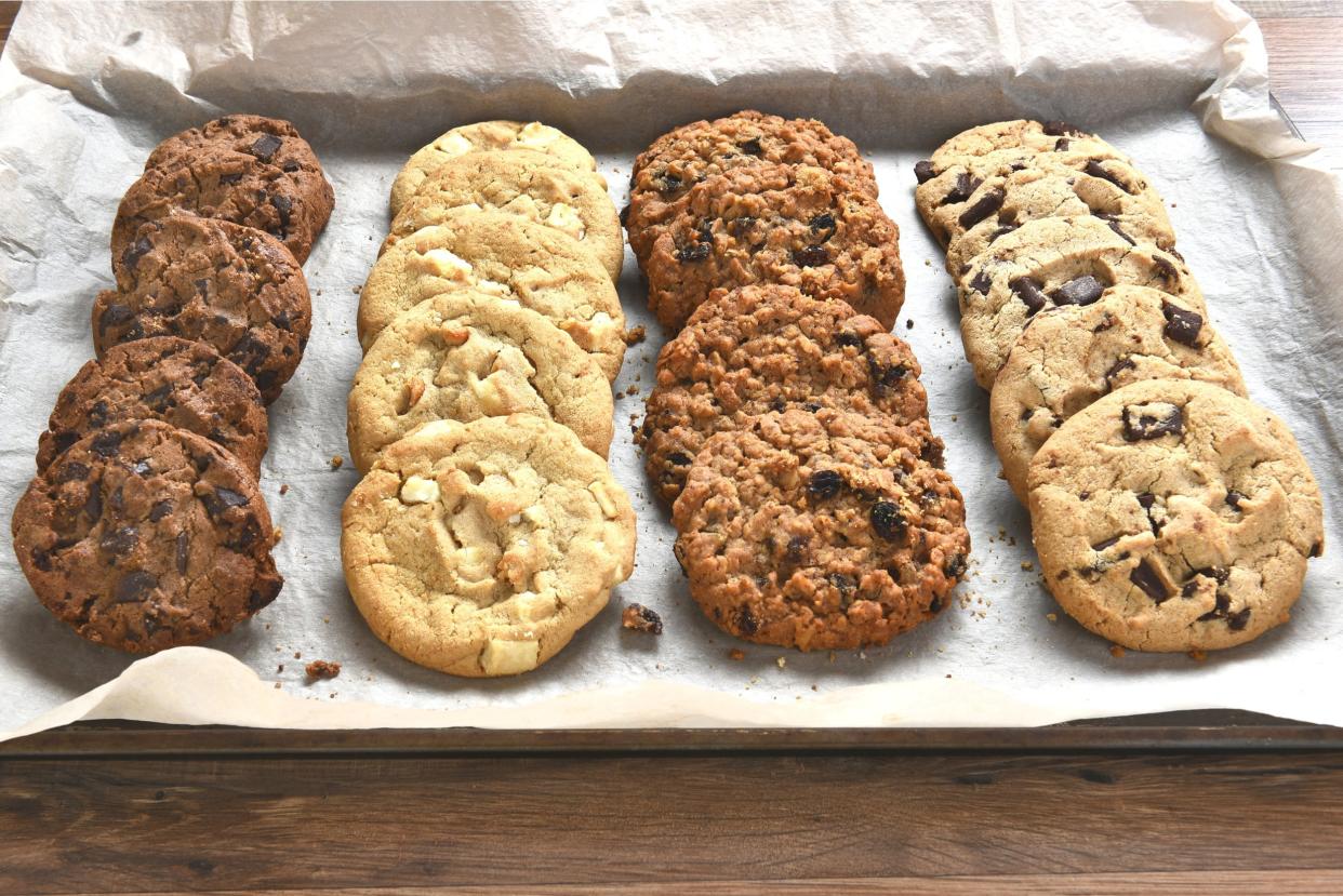 tray of fresh baked cookies