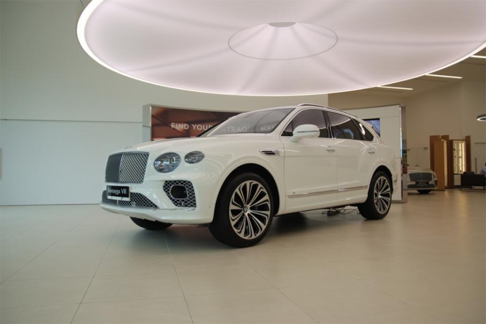 bentayga-cullinan