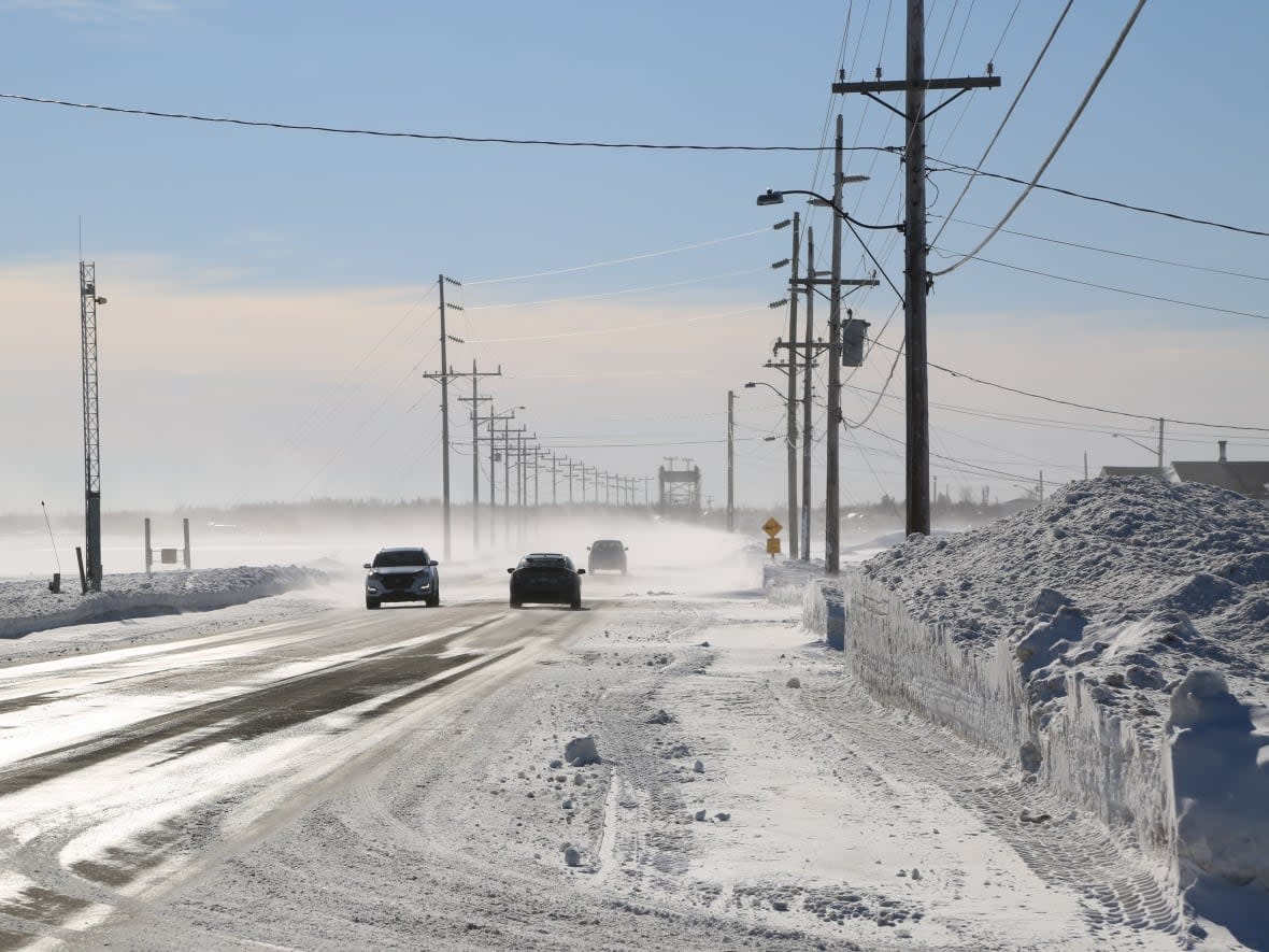 Wind chills across the province ranged between -33 and -45 as of Saturday morning. (Alexandre Silberman/CBC - image credit)