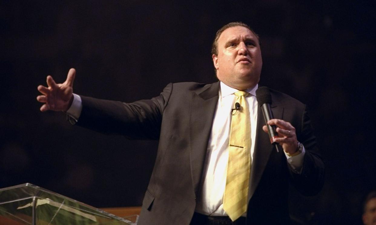 Dr. Rodney Howard-Browne speaks at Good News New York gospel crusade at Madison Square Garden. (Photo: Clarence Davis/NY Daily News Archive via Getty Images)