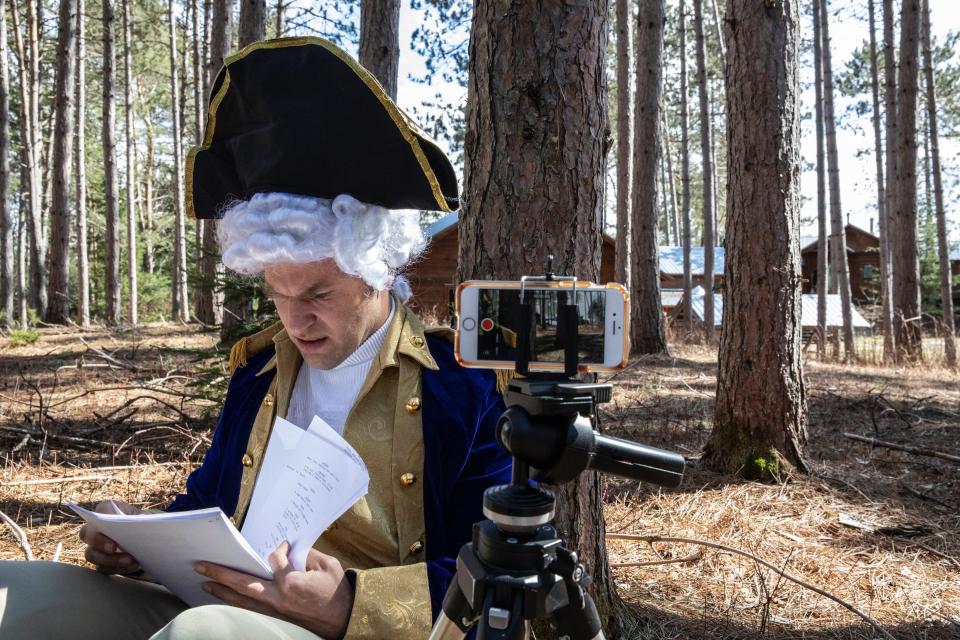 David Hoffman is creating a web series in which George Washington arrives in 2020 to help deal with the COVID-19 pandemic. Hoffman is perhaps best known for his role in the "LiMu Emu & Doug" commercials for Liberty Mutual.