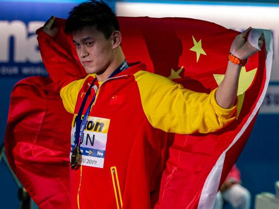 Sun Yang won a fourth straight 400m freestyle title (EPA)