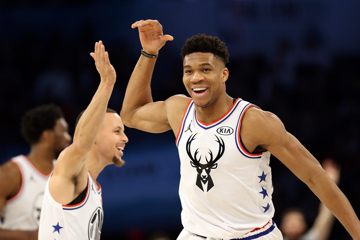 Stephen Curry and Giannis Antetokounmpo will meet for the first time in two seasons. (Streeter Lecka/Getty Images)