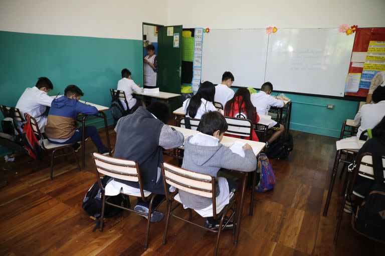El gobierno porteño busca evitar las faltas de docentes por medidas de fuerza