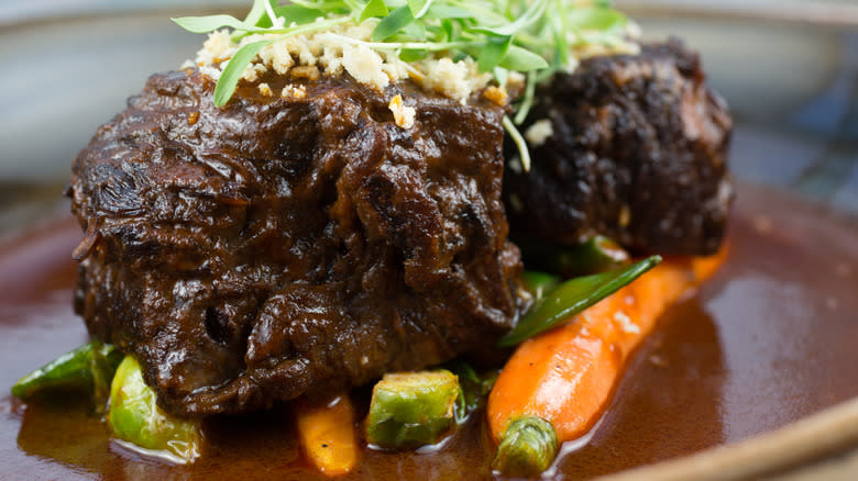 braised short ribs with sauce