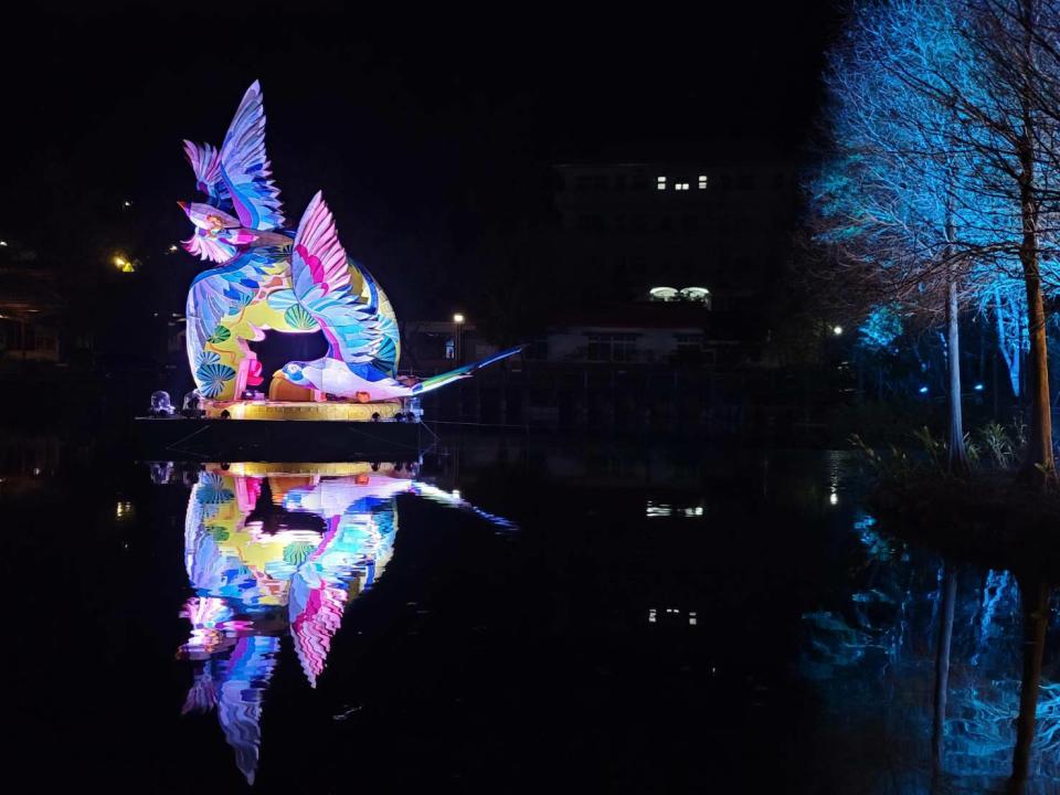 副燈「竹鵲松風迎春曦」將在車埕展出。   圖：交通部觀光局／提供