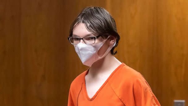 PHOTO: Ethan Crumbley attends a hearing at Oakland County circuit court, Feb. 22, 2022, in Pontiac, Michigan. (David Guralnick/Pool via Getty Images, FILE)