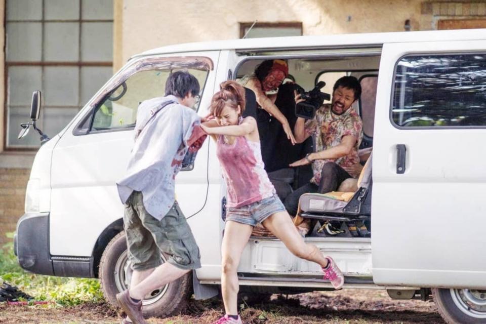 A manic cast attempts to film zombie madness in “One Cut of the Dead”