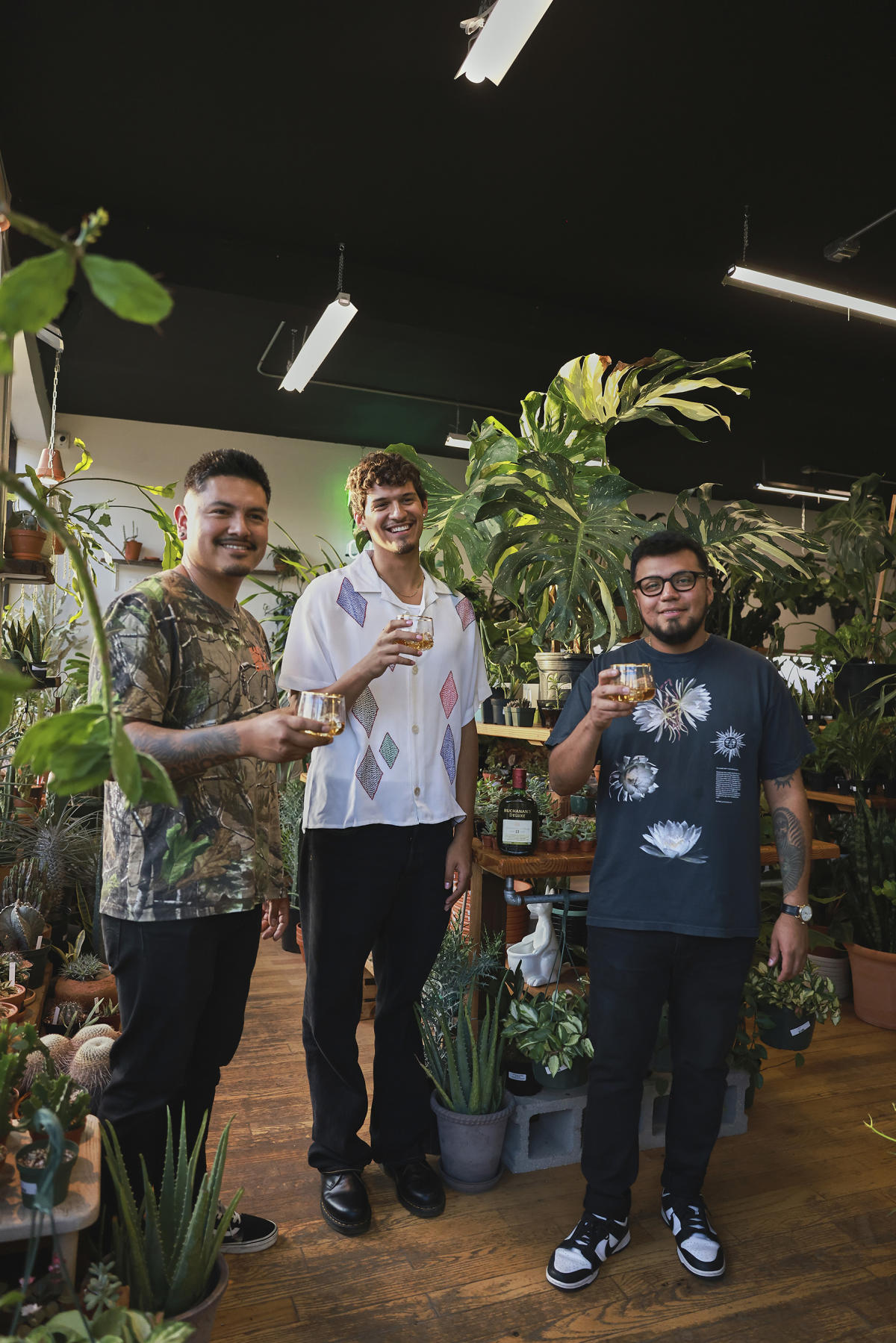 BUCHANAN'S SCOTCH WHISKY AND MEXICAN-AMERICAN SINGER-SONGWRITER OMAR APOLLO, INVITE YOU TO CELEBRATE THE 200% FUTURO AND TOAST TO THE 100% HISPANIC AND 100% AMERICANS SHAPING CULTURE THIS HISPANI