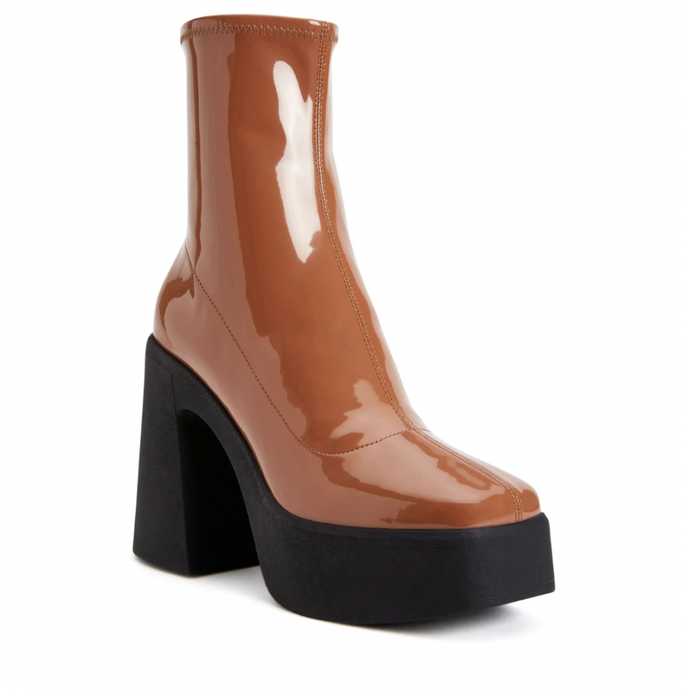 Katy Perry collections shoe in cognac.