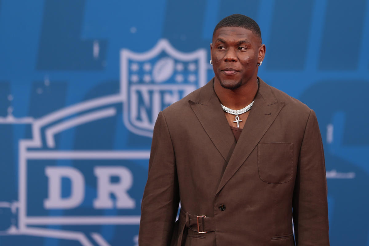 2023 NFL draft results: New England Patriots select DE Keion White