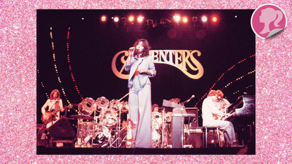 <div class="inline-image__caption"><p>The Carpenters perform on stage at Nippon Budokan, Tokyo, Japan, 31st May 1974. Karen Carpenter, Richard Carpenter. </p></div> <div class="inline-image__credit">Photo Illustration by The Daily Beast / Photos by Koh Hasebe / Getty</div>