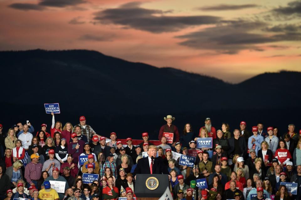 Democrats hold 17-point lead against Republicans ahead of November midterms in latest poll