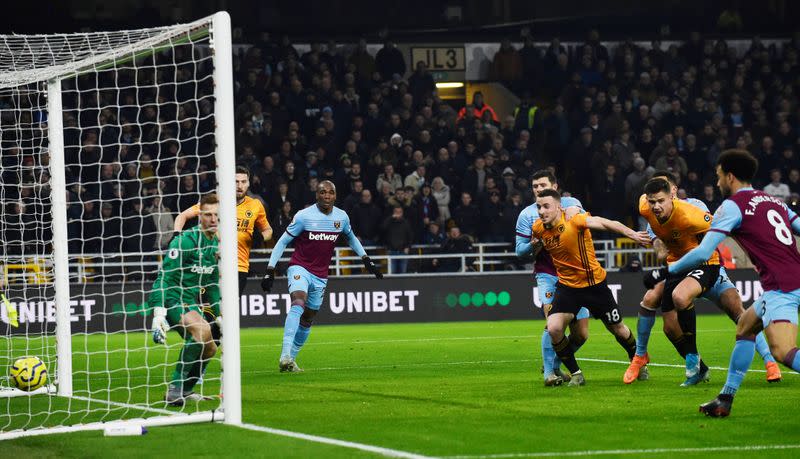 Premier League - Wolverhampton Wanderers v West Ham United