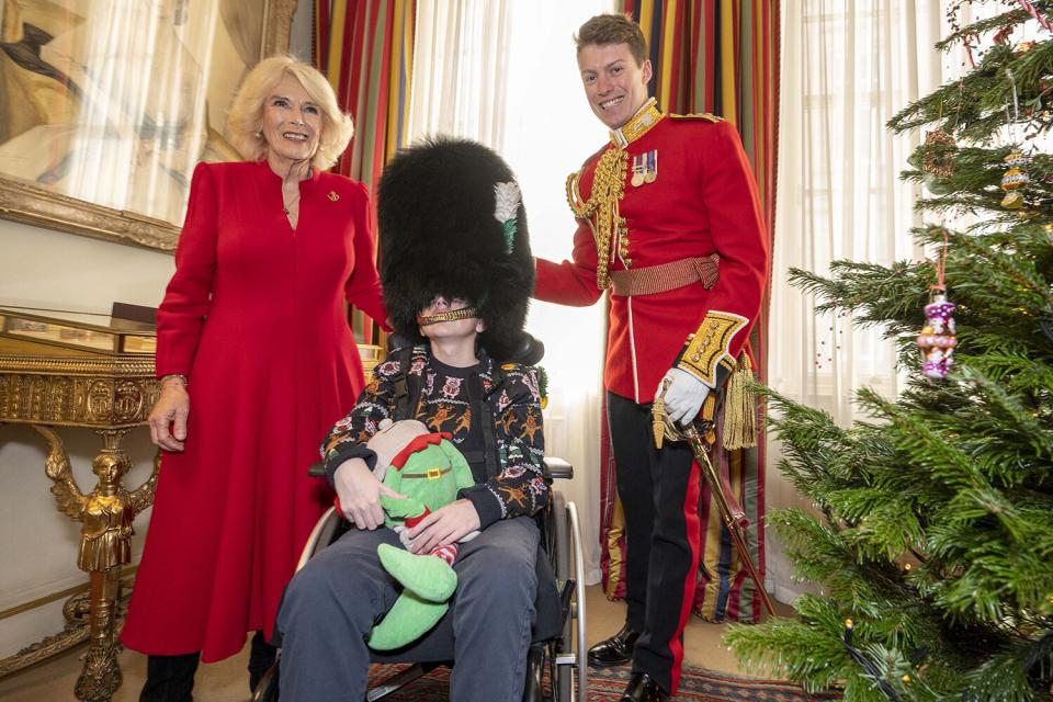 The Queen invites children to decorate the Christmas tree at Clarence House