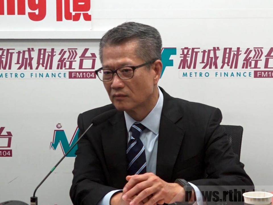 陳茂波表示，社會事件令社會心情不佳，形容消費市場更「論盡」。(譚泳禧攝）