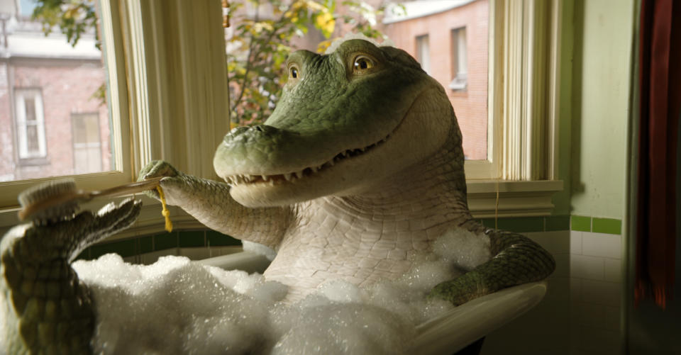En esta imagen proporcionada por Sony Pictures, el cocodrilo Lyle, con la voz de Shawn Mendes. (Sony Pictures vía AP)