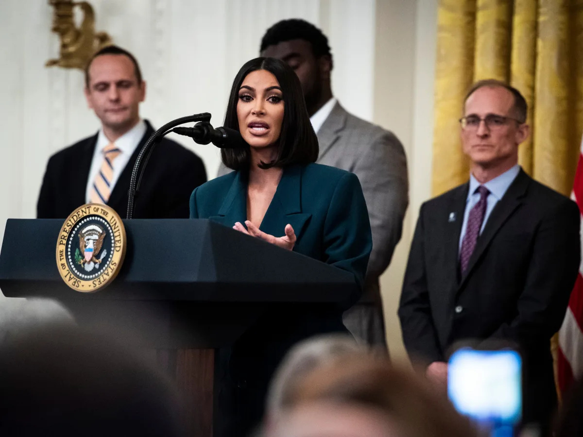 Kim Kardashian says she 'hated' how she felt when visiting the White House for t..