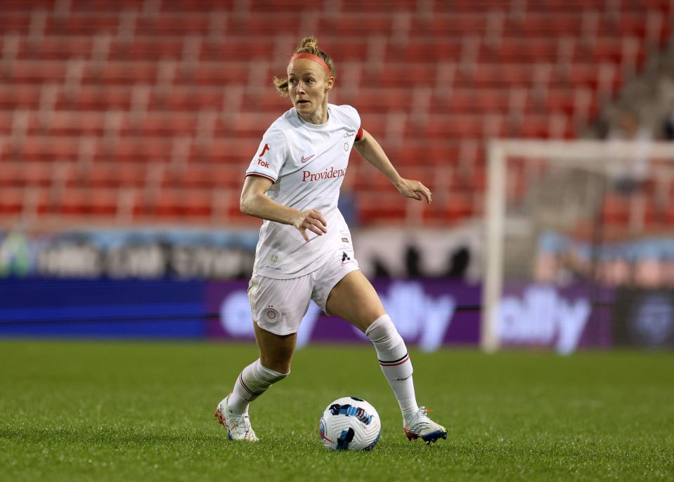 Portland Thorns FC defender Becky Sauerbrunn kicks the ball during an Oct. 1 game against the NJ/NY Gotham FC.