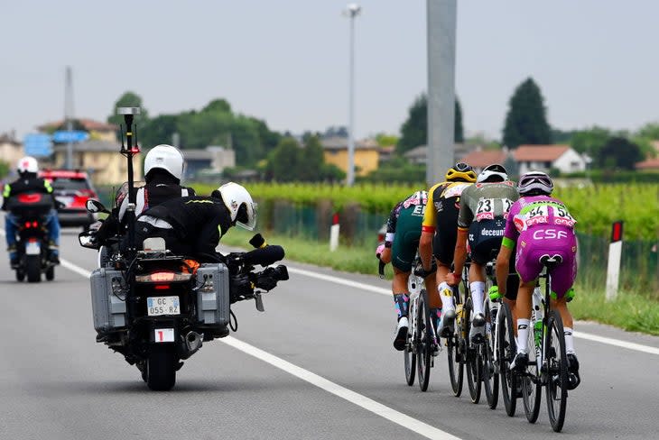 <span class="article__caption">Four riders fully committed to the line in Thursday’s stage.</span> (Photo: Tim de Waele/Getty Images)