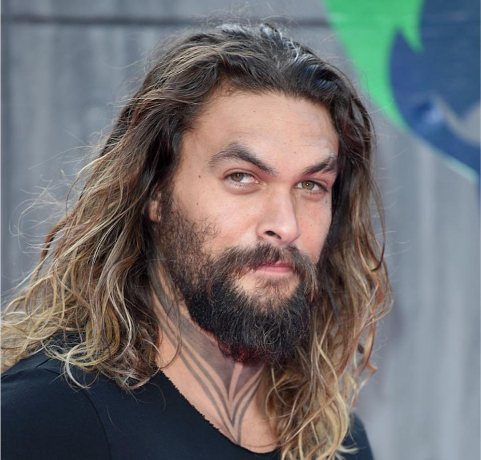 A shirtless Jason Momoa posted the sweetest message for his wife, we swoon