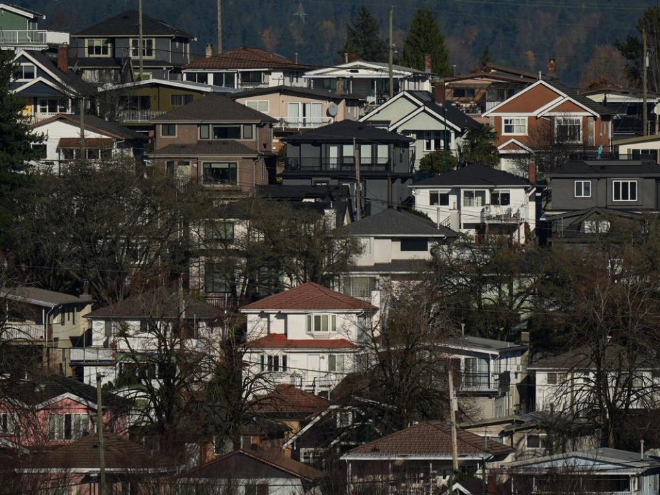  Home sales in Vancouver ticked up in November.