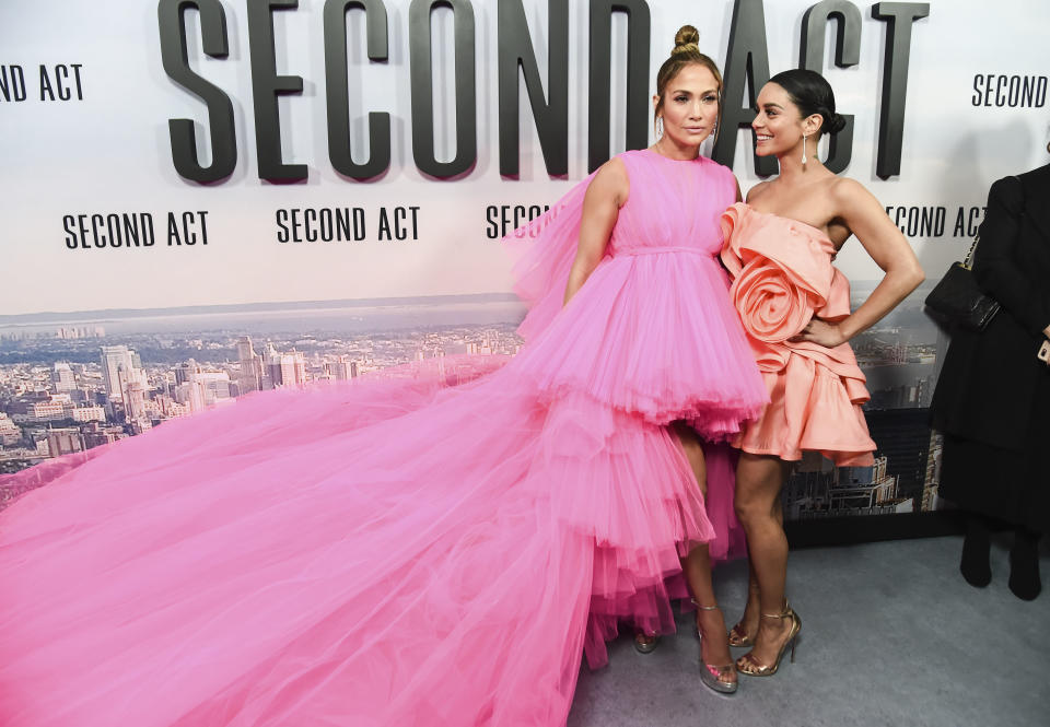 Jennifer Lopez with Vanessa Hudgens at the premiere of "Second Act."&nbsp; (Photo: Daniel Zuchnik via Getty Images)