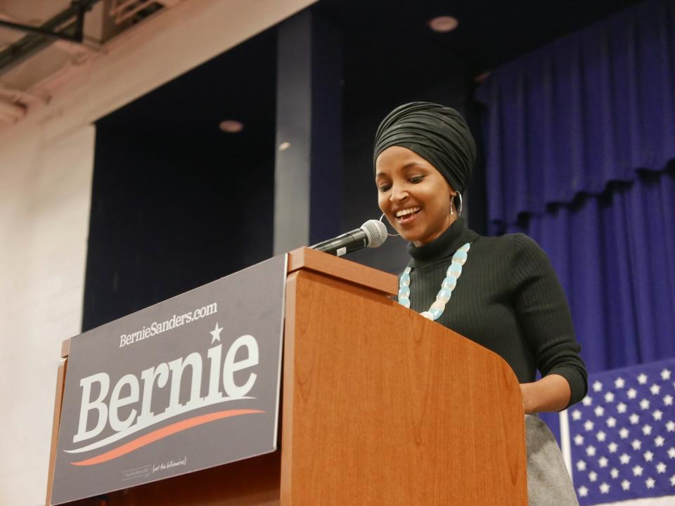 Rep. Ilhan Omar, D-MInn., delivers a speech at a Bernie Sanders campaign rally. (Photo: Hunter Walker/Yahoo News)