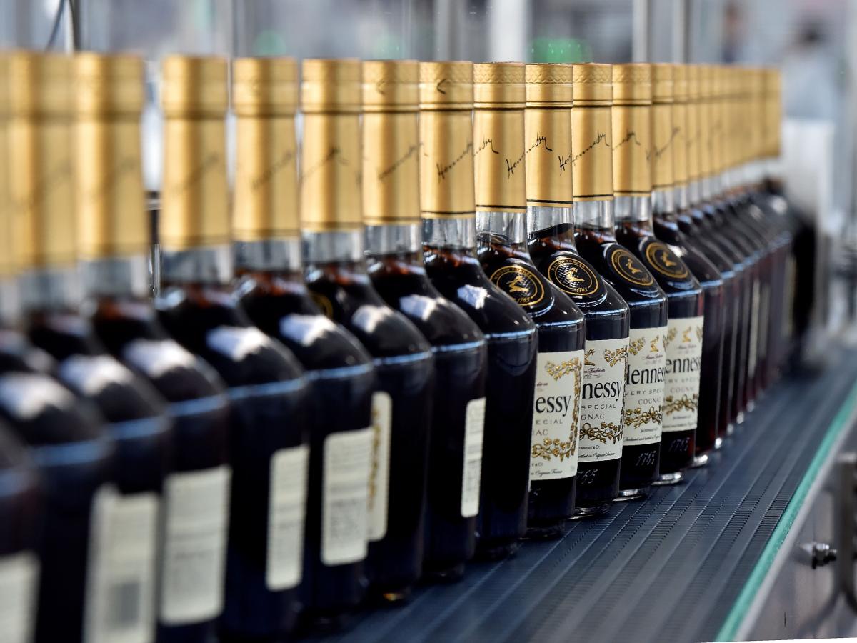 Hennessy, high-end cognac - Wines & Spirits - LVMH