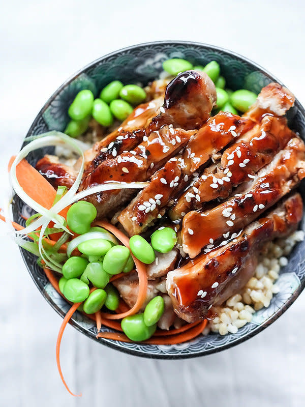 <strong>Get the <a href="http://www.foodiecrush.com/2015/01/teriyaki-chicken-rice-bowls/" target="_blank">7 Spice Teriyaki Chicken Rice Bowls recipe</a> from FoodieCrush</strong>