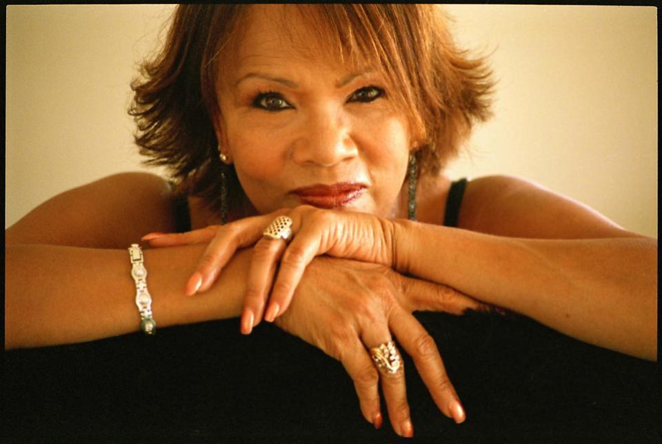 Oxford Mail: CANDI STATON. Picture by Alan Messer
