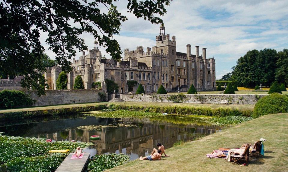 <span>Drayton House in Northamptonshire became a target for selfie-taking trespassers after it was used as the location of Emerald Fennell’s 2023 film.</span><span>Photograph: TCD/Prod.DB/Alamy</span>
