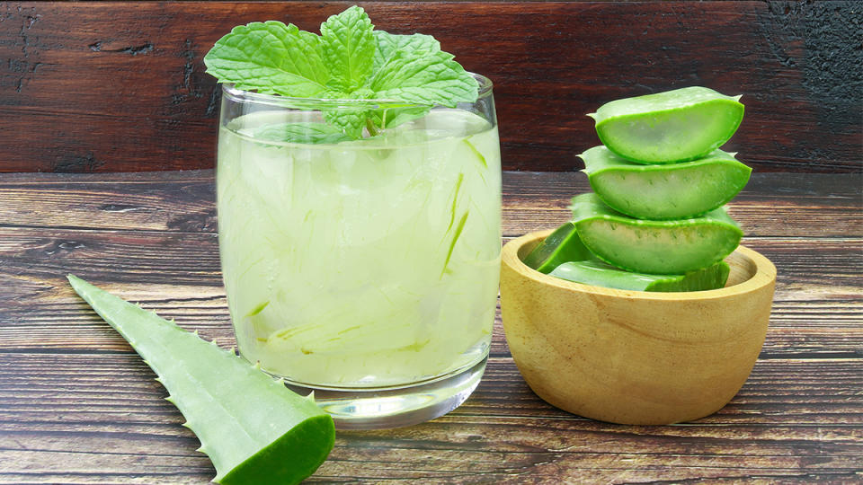 glass of aloe vera juice: is honey good for acid reflux