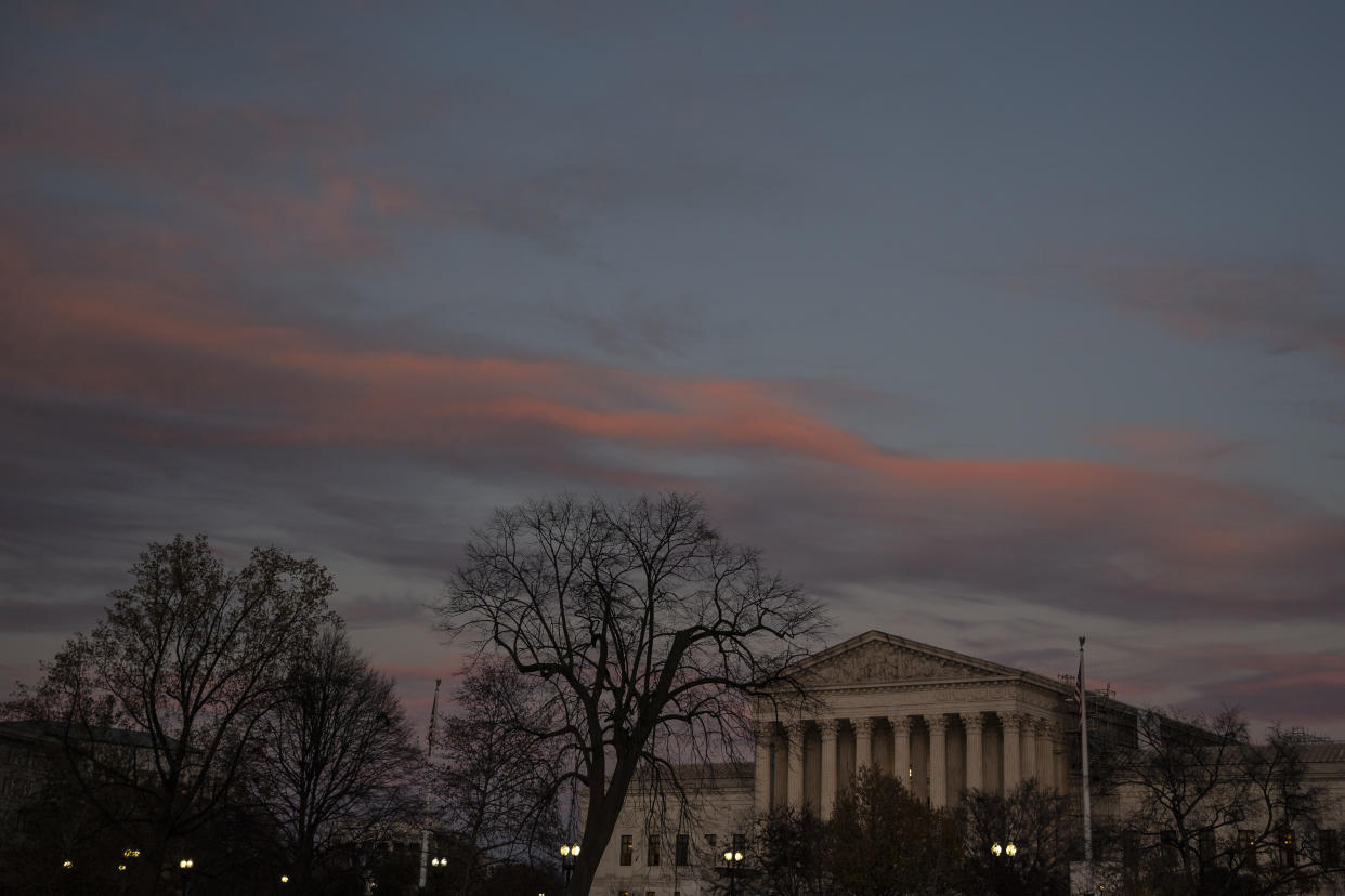 El edificio de la Corte Suprema de Estados Unidos en Washington, el 30 de noviembre de 2023. (Haiyun Jiang/The New York Times)