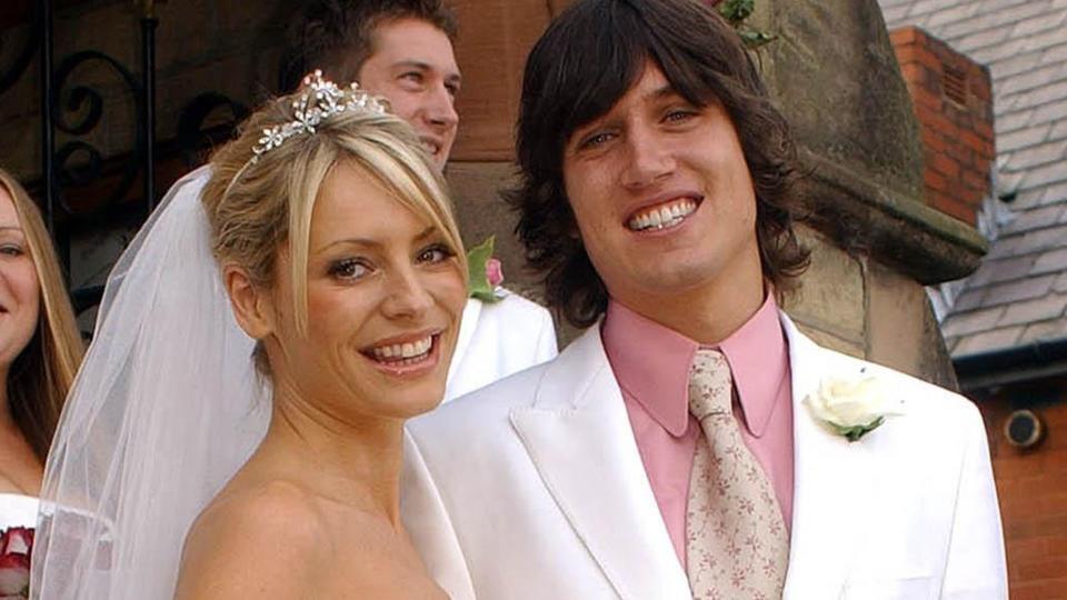 Newlyweds Tess Daly and Vernon Kay leave St Mary's Church in 2003