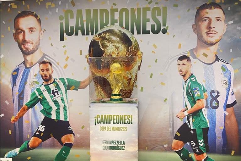 En el estadio Benito Villamarín, de Betis, hay un rincón dedicado a los argentinos Germán Pezzella y Guido Rodríguez, campeones del mundo con la selección en Qatar 2022