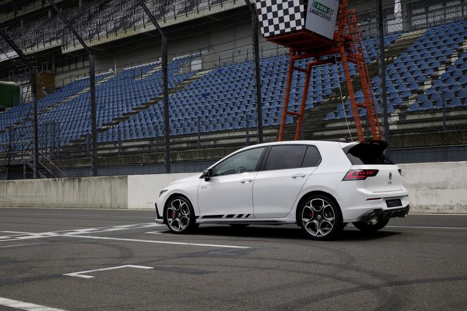 2025 volkswagen golf gti clubsport