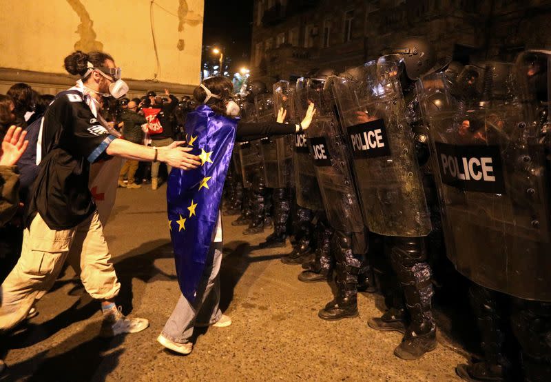 People protest against the "foreign agents" bill in Tbilisi