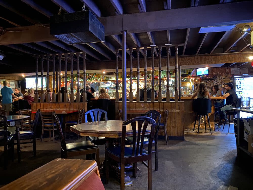 Lakewood Landing, an "upscale" dive bar in Dallas