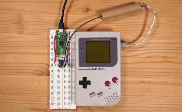 A hacker added online multiplayer to the Game Boy version of Tetris |  Engadget