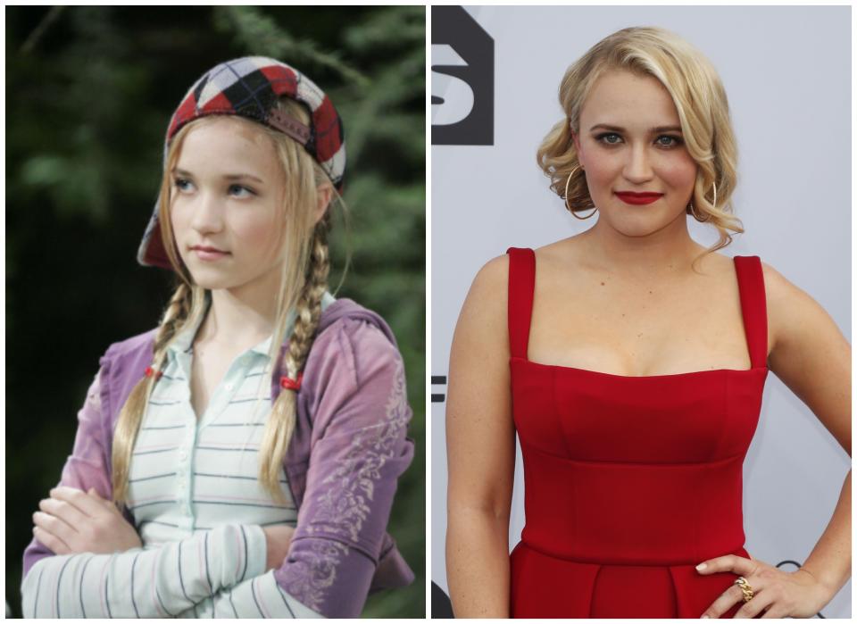 Emily Osment (Lilly)