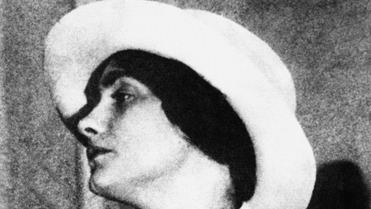 Gabrielle 'Coco' Chanel was the first superstar fashion designer, says  curator of V&A exhibition