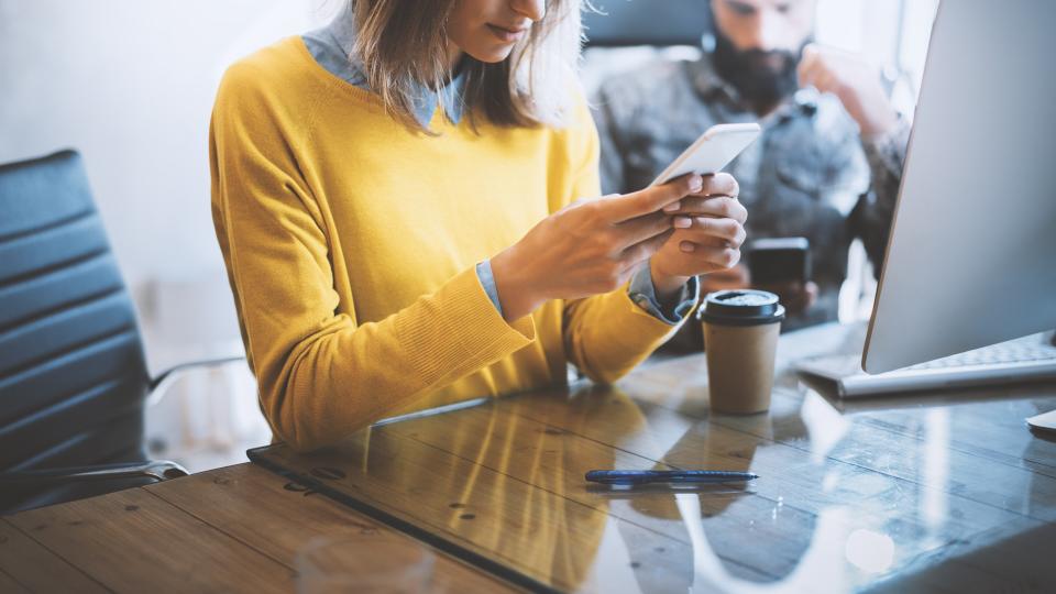 desk, smartphone, woman