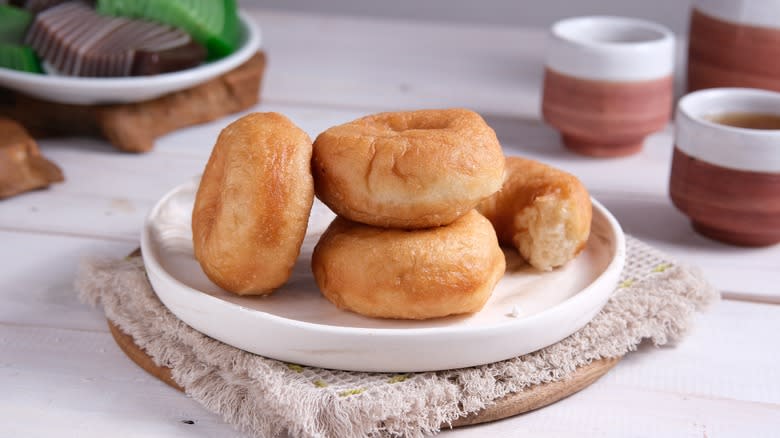 A plate of donuts