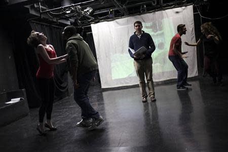 Participants rehearse "The Weiner Monologues" at Hunter College in New York October 30, 2013. REUTERS/Eric Thayer