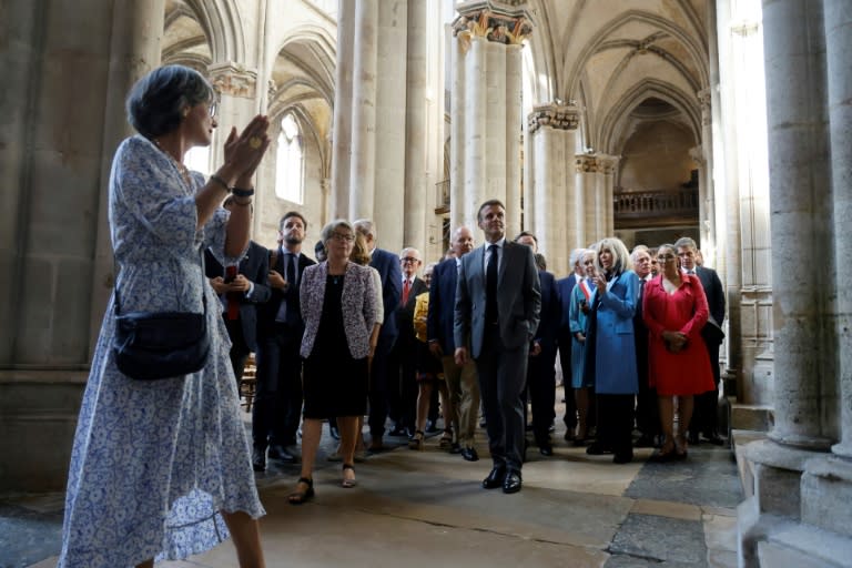 Frankreichs Präsident Emmanuel Macron hat kurz vor dem Papstbesuch in der kommenden Woche zu einer Spendenaktion für die zahlreichen vom Verfall bedrohten Dorfkirchen aufgerufen. (Ludovic MARIN)